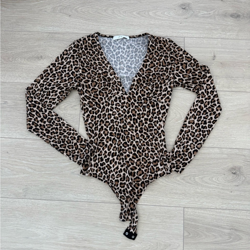 Gaze Leopard Print Bodysuit